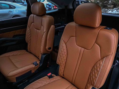 Certified 2023 Kia Sorento SX Prestige image 21