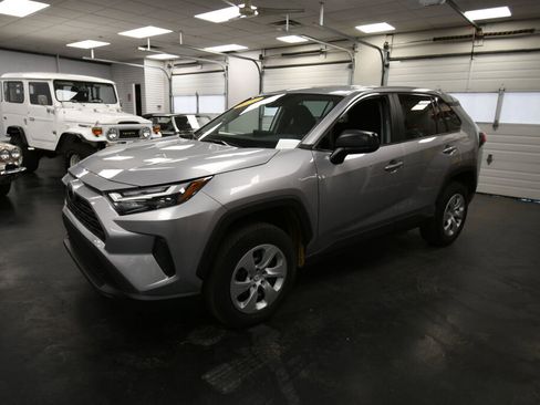 Certified 2024 Toyota RAV4 LE image 3
