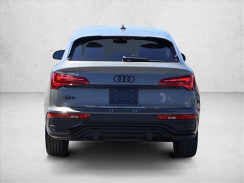 Used 2023 Audi Q5 2.0T Prestige w/ Prestige Package AWD/4WD image 8