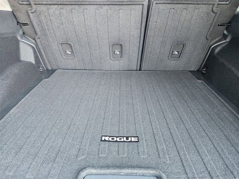 New 2026 Nissan Rogue SV image 21