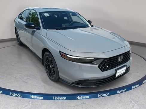 New 2025 Honda Accord SE image 8