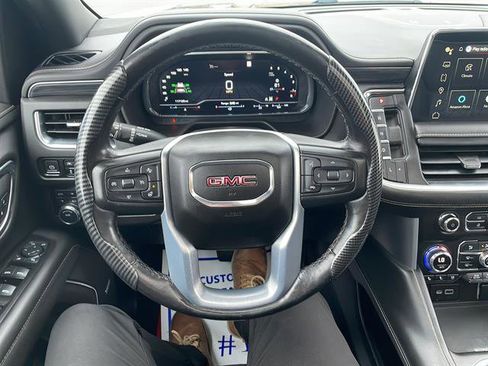 Used 2022 GMC Yukon XL SLT w/ SLT Premium Package AWD/4WD image 21