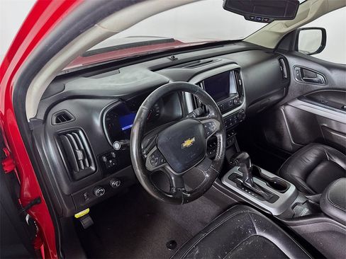 Used 2020 Chevrolet Colorado ZR2 image 30
