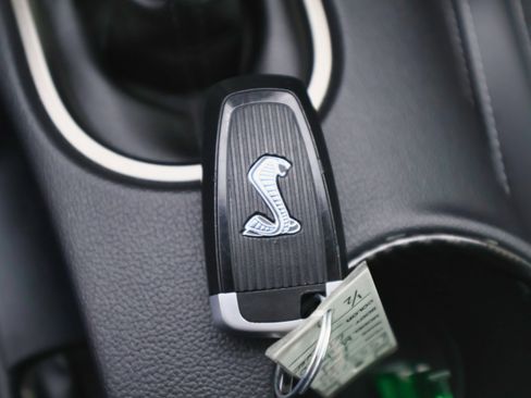 Used 2020 Ford Mustang Shelby GT350 w/ Technology Package image 41