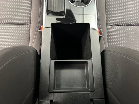 Used 2026 Chevrolet Equinox LT FWD image 36