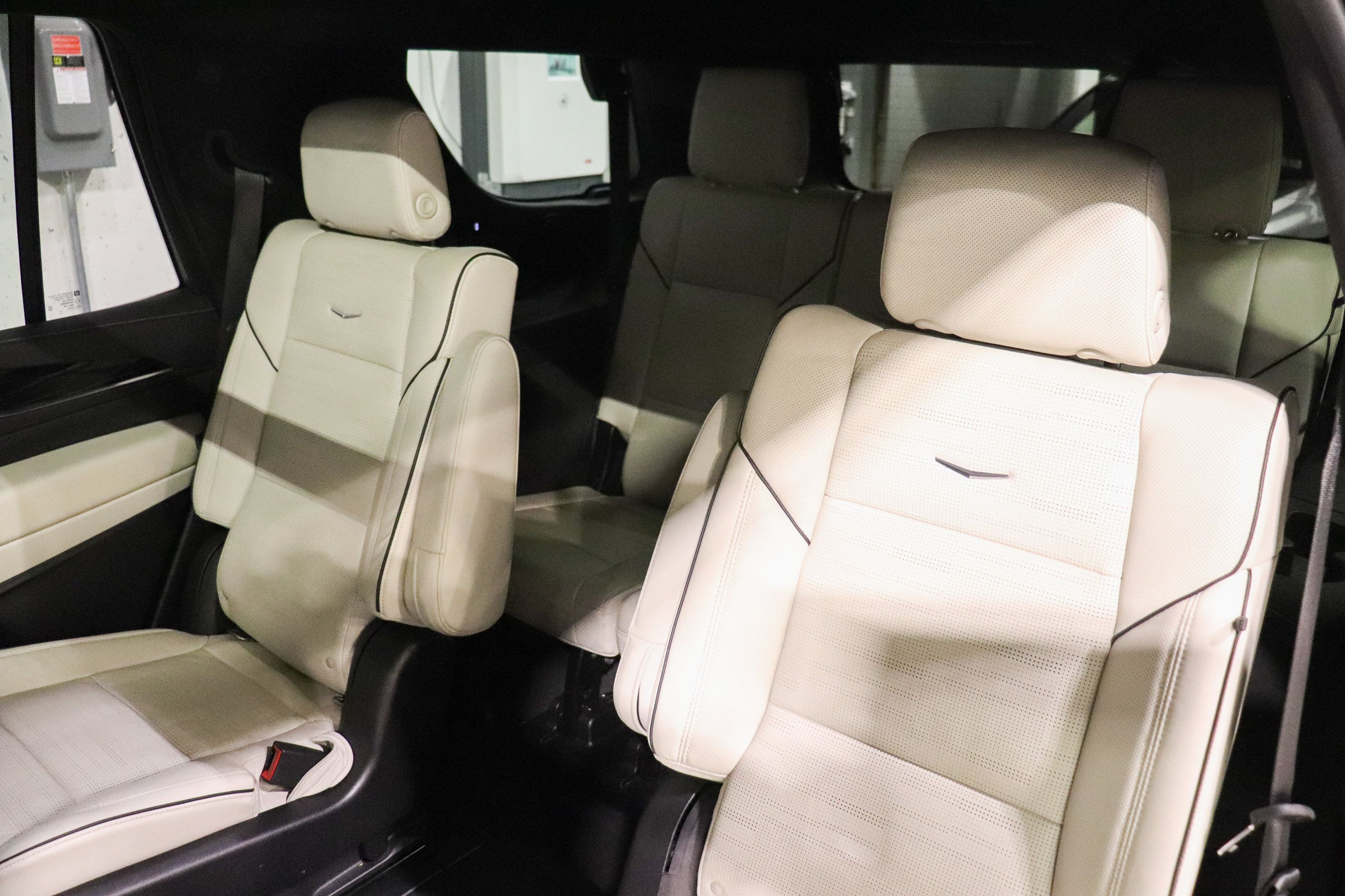 Used 2021 Cadillac Escalade Sport AWD/4WD image 20