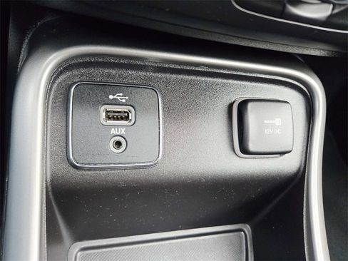 Used 2018 Jeep Compass Latitude w/ Popular Equipment Group image 29