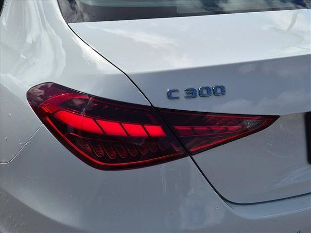 Used 2023 Mercedes-Benz C 300 Sedan image 9