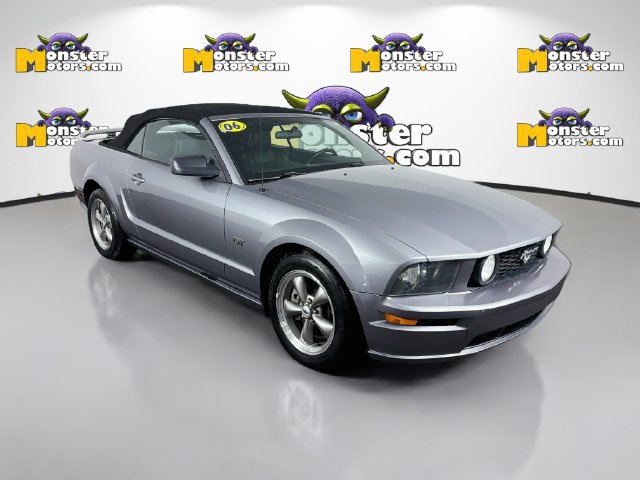 Used 2006 Ford Mustang GT Premium RWD image 3