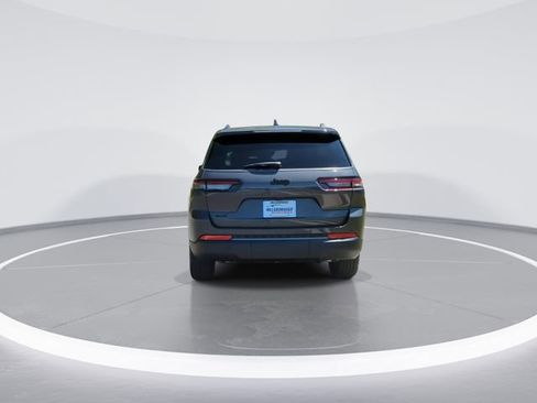 New 2026 Jeep Grand Cherokee L 4WD image 7