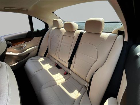 Used 2021 Mercedes-Benz C 300 4MATIC Sedan image 22