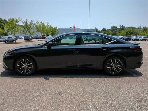Used 2022 Lexus ES 350 w/ Premium Package image 7