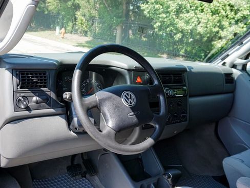 Used 2000 Volkswagen Eurovan Camper FWD image 57
