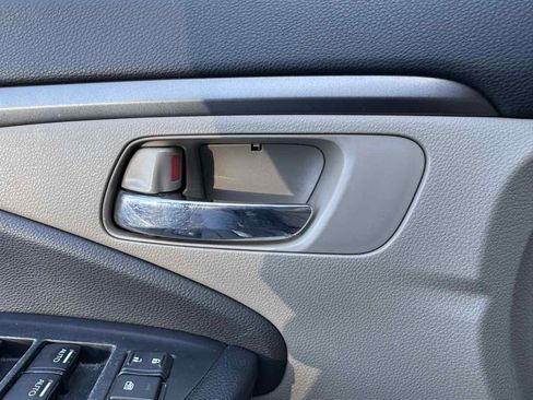 Used 2016 Honda Pilot EX image 24