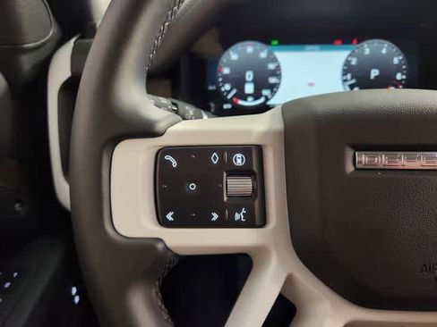Used 2026 Land Rover Defender 110 S AWD/4WD image 28