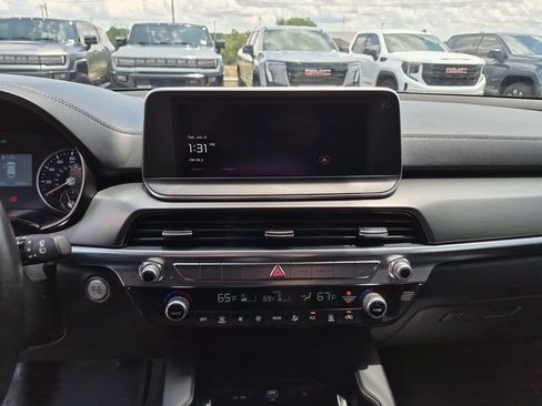 Used 2022 Kia Telluride LX FWD image 24