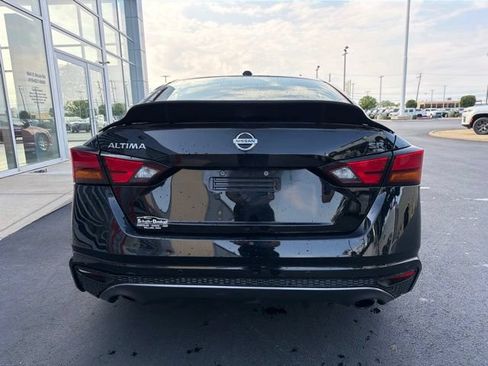 Used 2021 Nissan Altima 2.5 SR FWD image 5