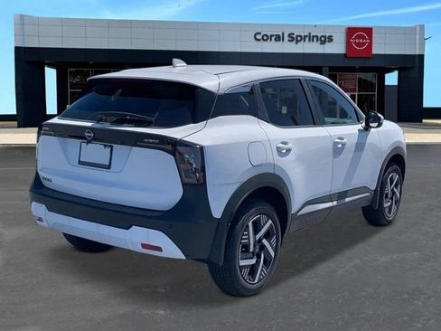 New 2026 Nissan Kicks SV FWD image 4