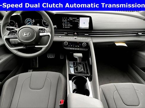 New 2025 Hyundai Elantra SEL image 5