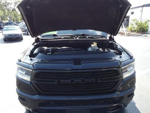 Used 2019 RAM 1500 Laramie AWD/4WD image 6