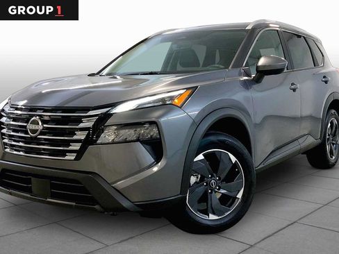 Used 2026 Nissan Rogue SV w/ SV Premium Package AWD/4WD image 1