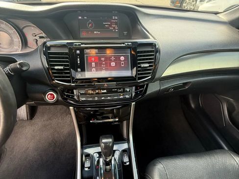 Used 2017 Honda Accord EX-L image 15