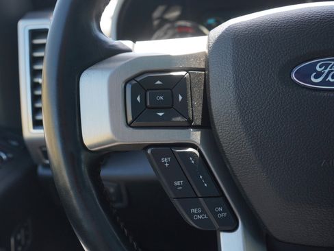 Used 2018 Ford F250 Platinum w/ Platinum Ultimate Package AWD/4WD image 25