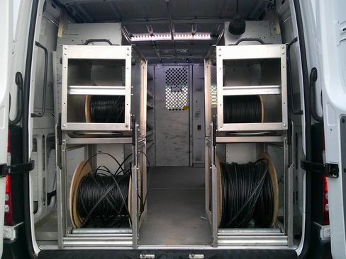 Used 2015 Mercedes-Benz Sprinter 2500 w/ Additional Battery Package image 8