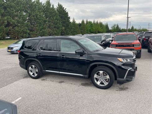 Used 2023 Honda Pilot EX-L image 5