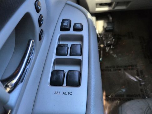 Used 2006 Lexus RX 400h AWD image 23