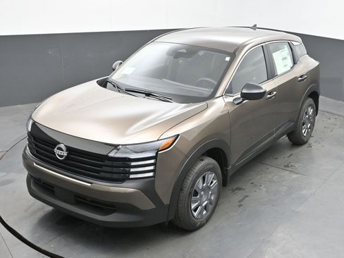 New 2026 Nissan Kicks S image 31