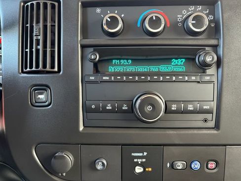 Used 2023 GMC Savana 3500 w/ Power Convenience Package image 26