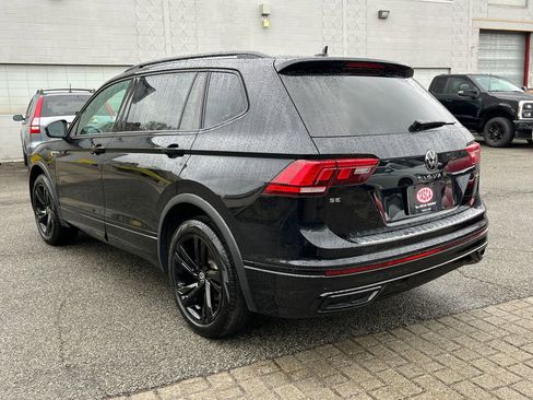 Used 2024 Volkswagen Tiguan SE R-Line AWD/4WD image 4