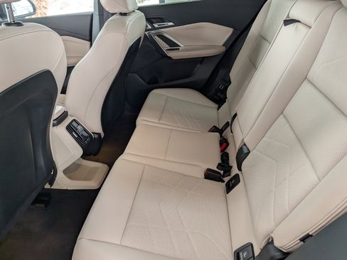 Used 2025 BMW X2 xDrive28i w/ Convenience Package image 9