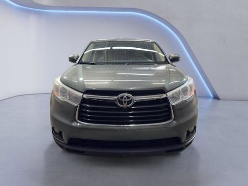 Used 2014 Toyota Highlander Plus image 2