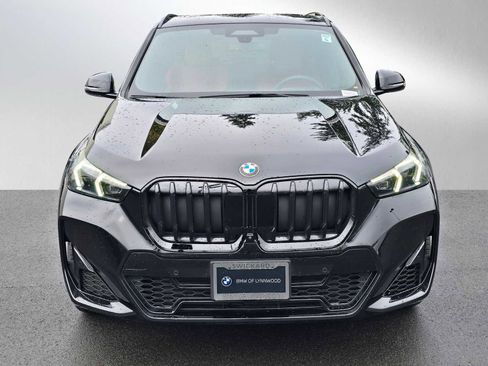 Used 2025 BMW X1 xDrive28i w/ Premium Package image 8