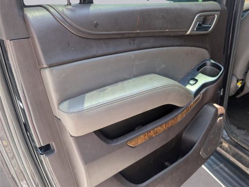 Used 2015 GMC Yukon XL Denali w/ Open Road Package RWD image 35