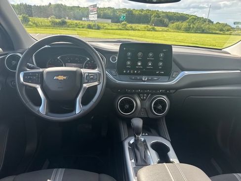 Used 2024 Chevrolet Blazer LT w/ Convenience Package AWD/4WD image 14
