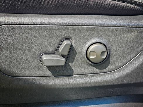 New 2026 RAM 1500 Big Horn AWD/4WD image 15