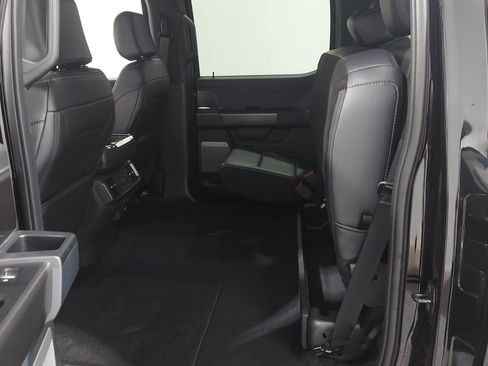 Used 2025 Ford F150 Lariat AWD/4WD image 16
