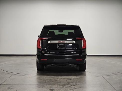 Used 2024 GMC Yukon XL SLE image 7