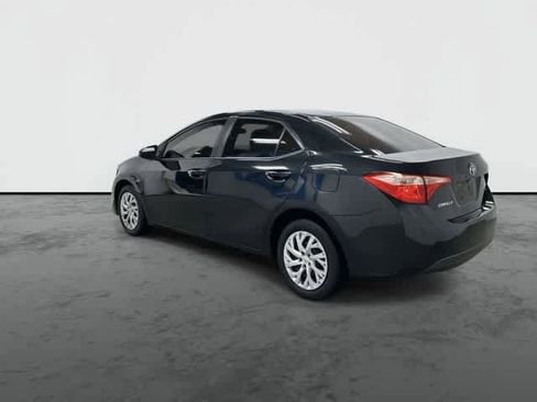 Used 2018 Toyota Corolla LE FWD image 9