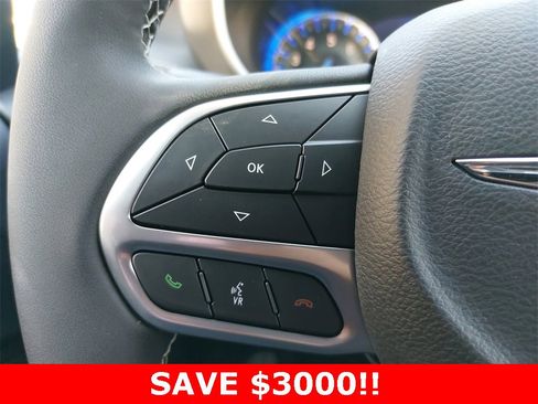 New 2025 Chrysler Pacifica Select image 19