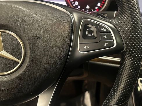 Used 2017 Mercedes-Benz E 300 image 12