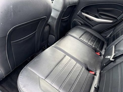 Used 2018 Ford EcoSport Titanium image 14