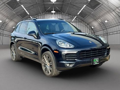 Used 2016 Porsche Cayenne AWD/4WD image 1
