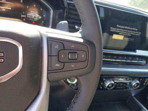 New 2026 GMC Sierra 1500 SLT image 30