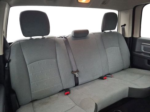Used 2021 RAM 1500 Classic SLT AWD/4WD image 41
