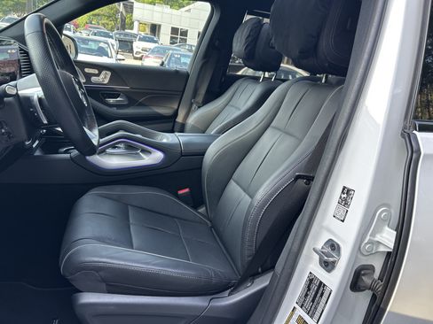 Certified 2025 Mercedes-Benz GLS 580 4MATIC image 23