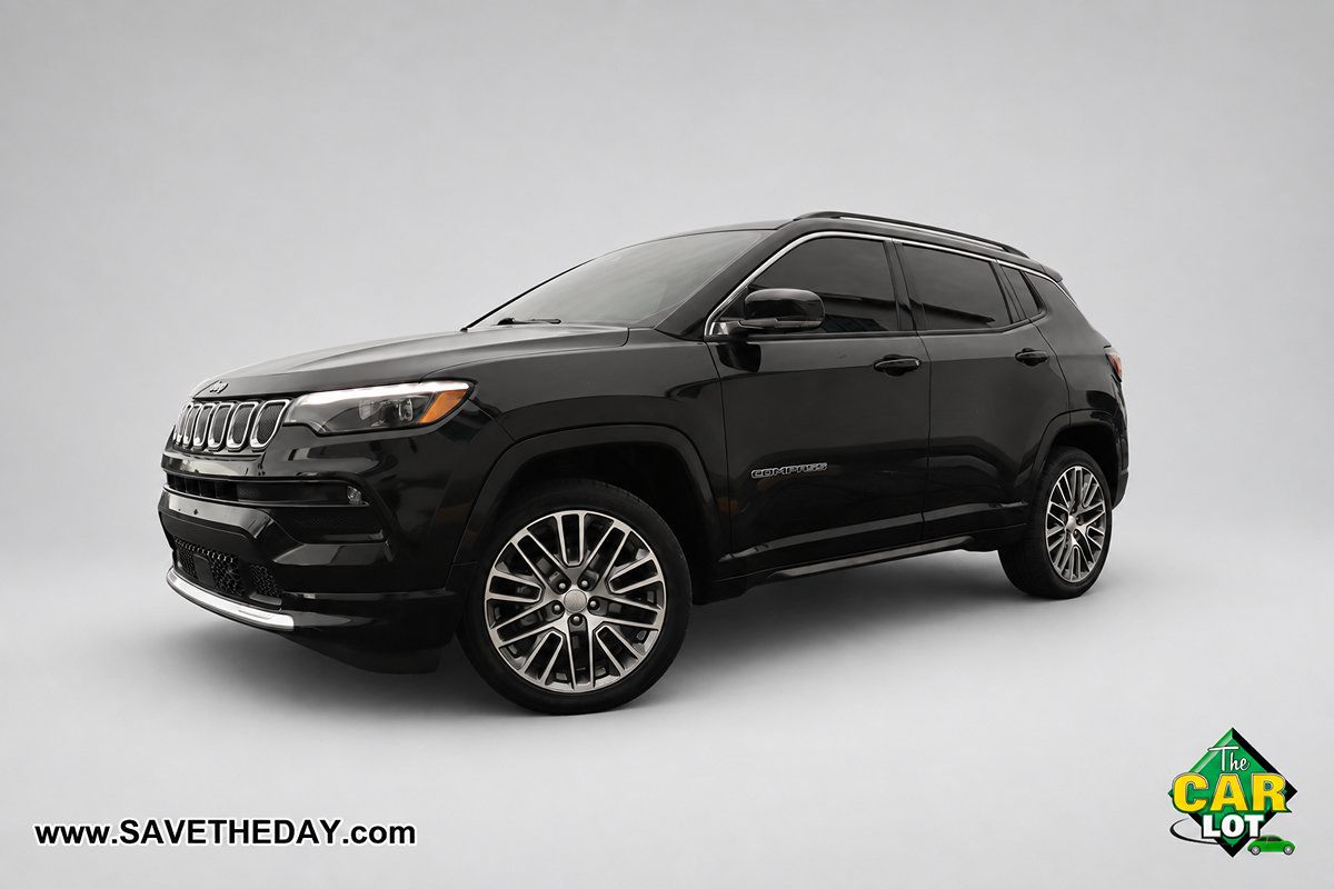 Used 2022 Jeep Compass Limited w/ Elite Group AWD/4WD image 2